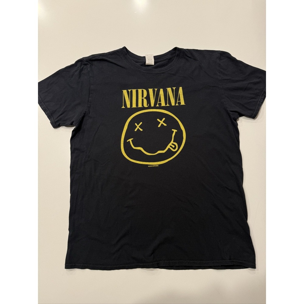 Gildan Nirvana Smiley Face T-Shirt Black Yellow L Graphic Print Rock Band